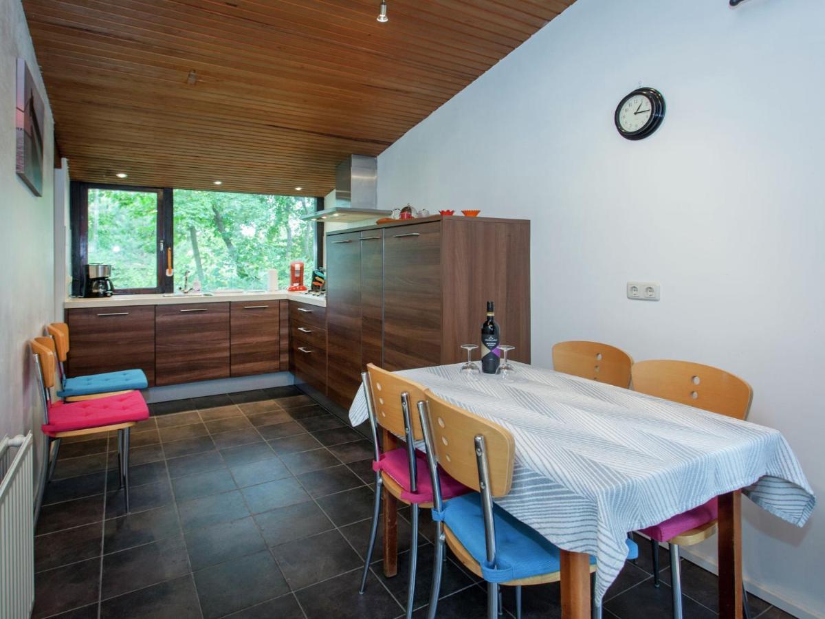 Bungalow In Nes On Ameland With Spacious Terrace Exterior photo